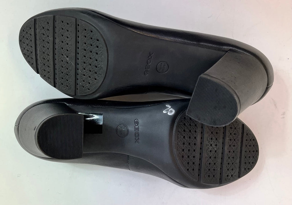 Geox Black Heeled Shoes Size UK 6 EUR 39 - Spitalfields Crypt Trust