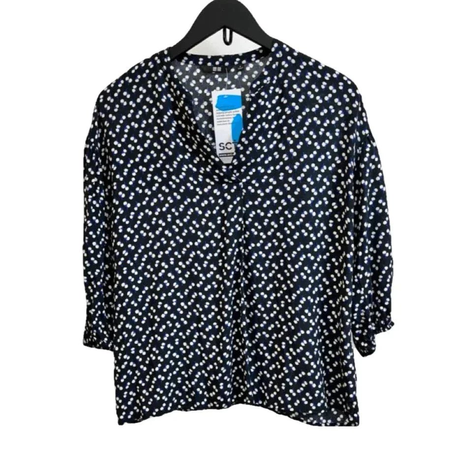 Uniqlo Black White Blue Floral Print Blouse Top Size Small - Spitalfields Crypt Trust