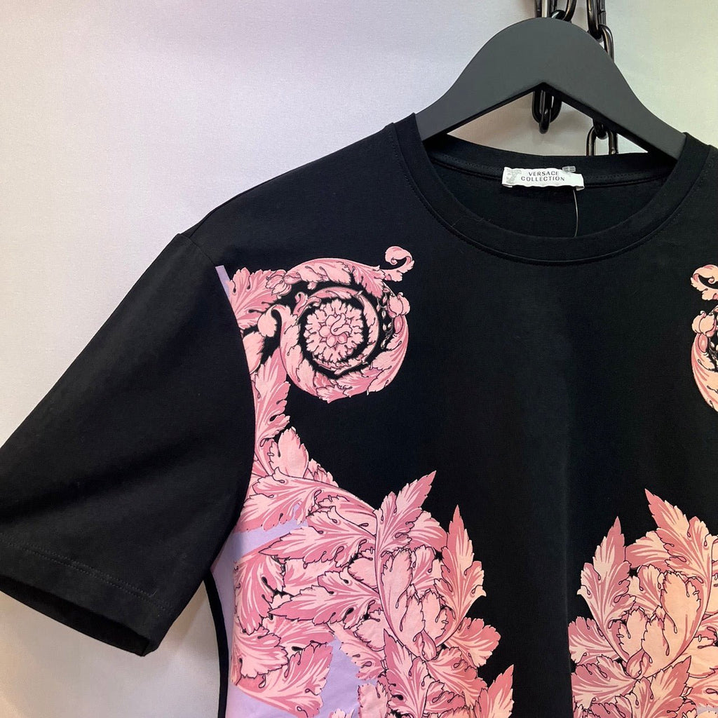 Versace Collection Black, Pink Printed T-Shirt Size S - Spitalfields Crypt Trust