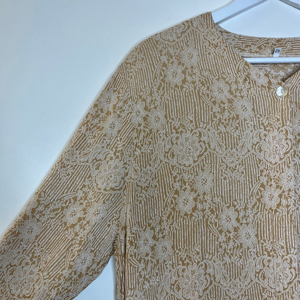 Vintage Beige, White Floral Print Long Sleeve Button Up Blouse Size 42 - Spitalfields Crypt Trust