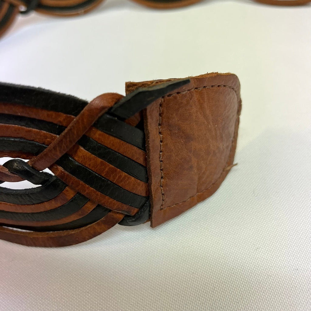 Vintage Y2K 2000s Boho Woven Leather Disc Concho Round Buckle Belt - Spitalfields Crypt Trust
